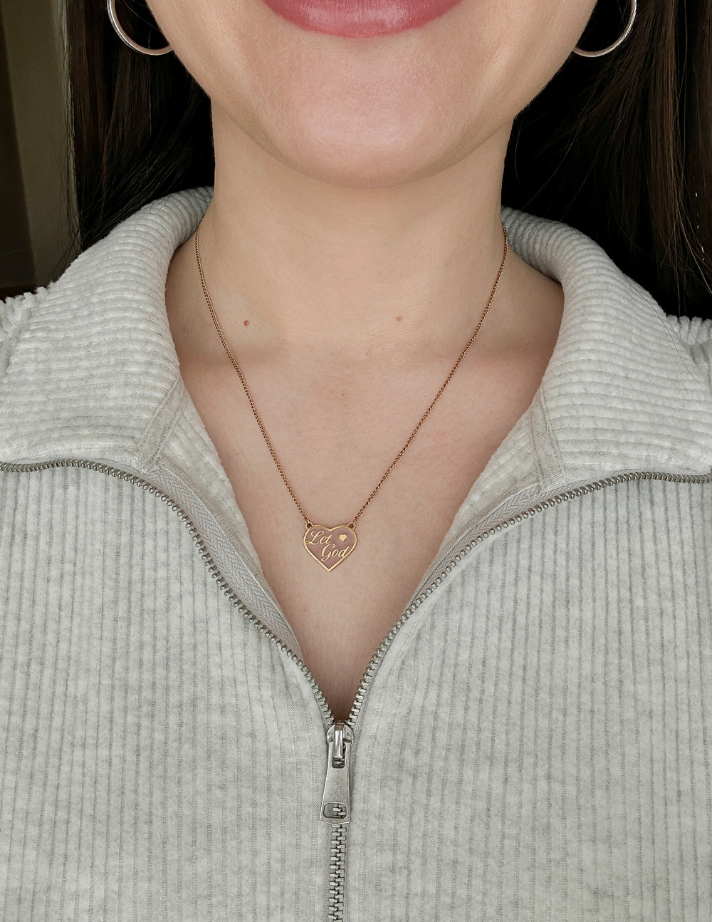 Collar de esmalte "Let God"