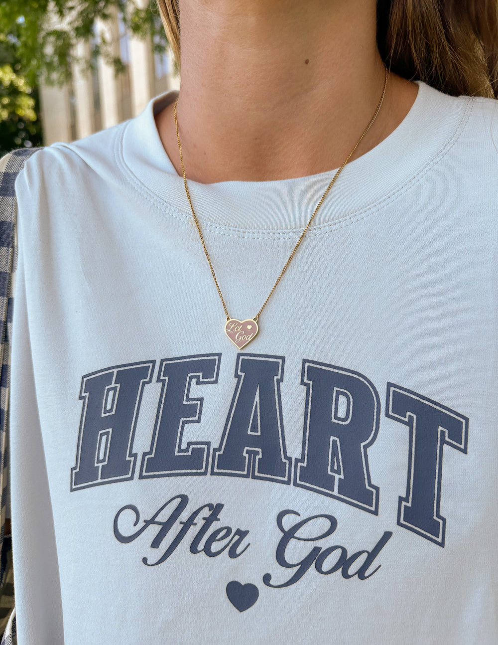 Collar de esmalte "Let God"
